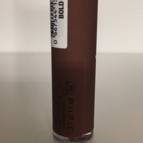 Victoria's Secret Bold Velvet Matte lipstick - Picture 3 of 4